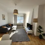 Grandhome Drv